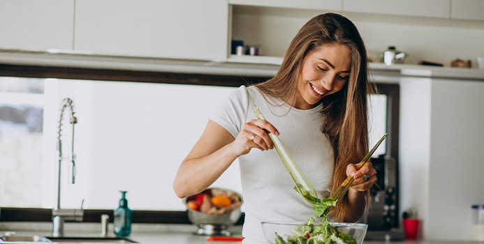 Mindful-Eating-for-Improved-Mood